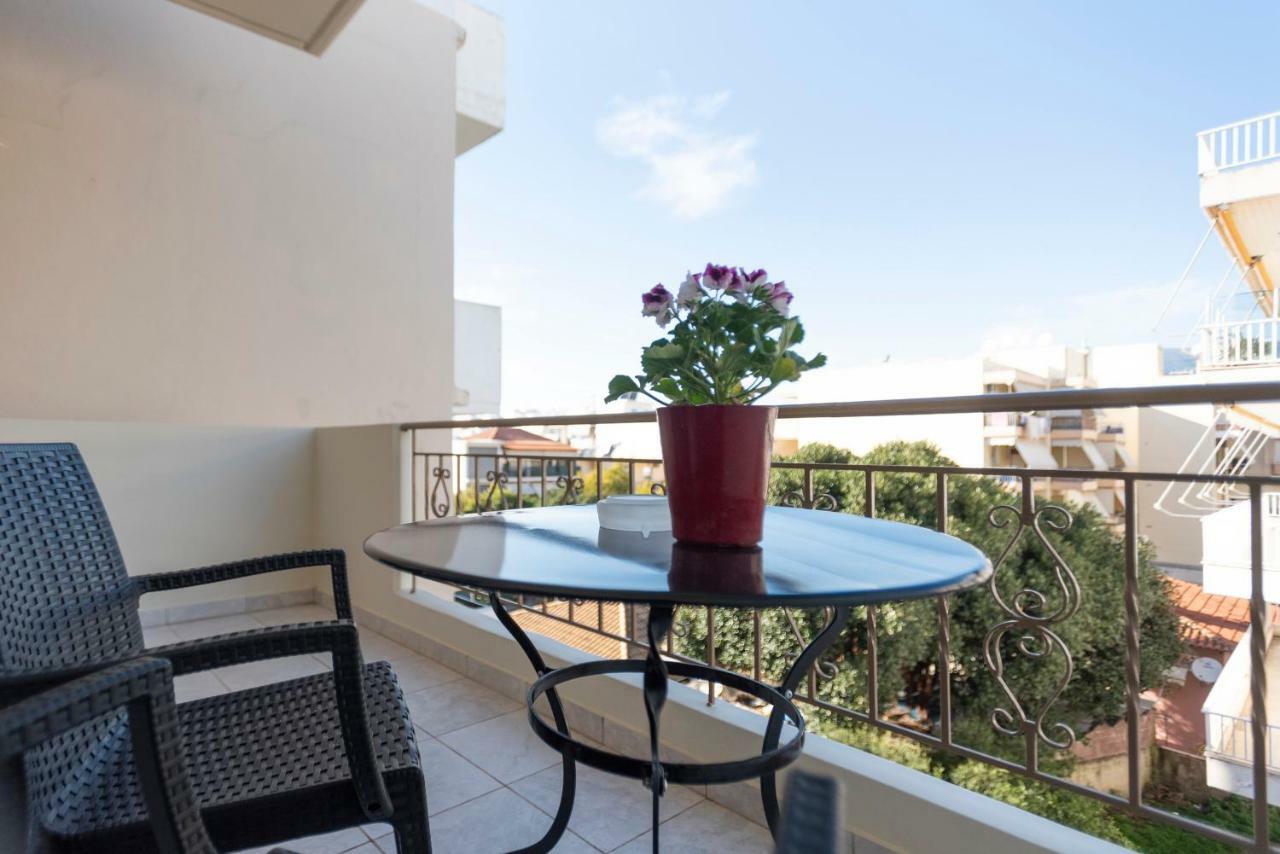 D. Apartments كالاماتا المظهر الخارجي الصورة